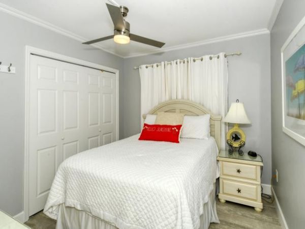 One of The Few Rentals on Longboat Key Beach Weekly Rental