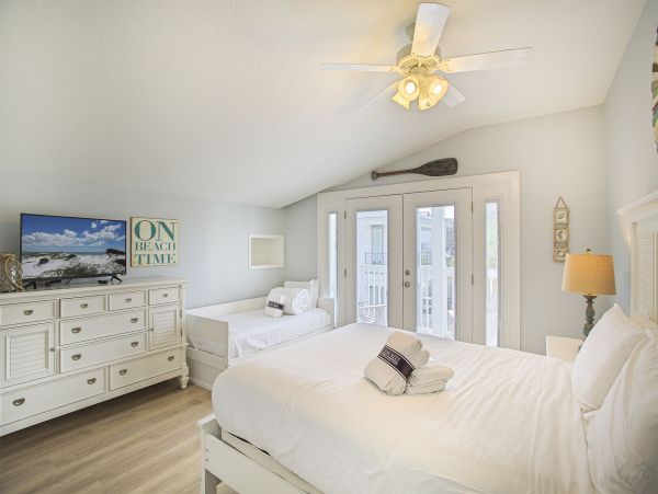 Luxury Five Bedroom Destin Vacation Home Sleeps 15 Guests