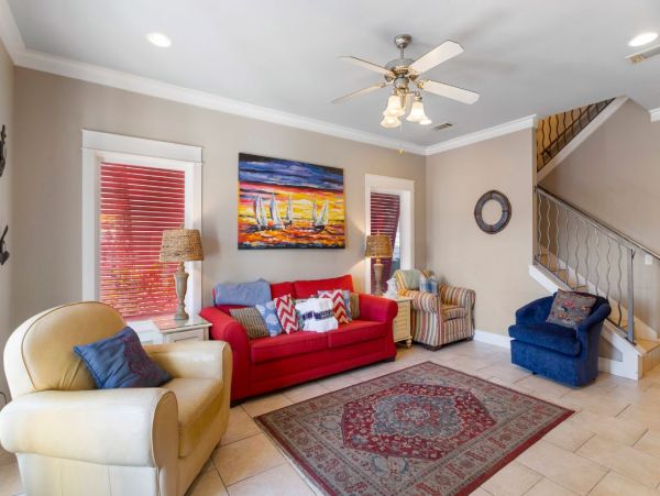 Miramar Rental 6 Bedrooms 110 Yards to Beach - Great Rates