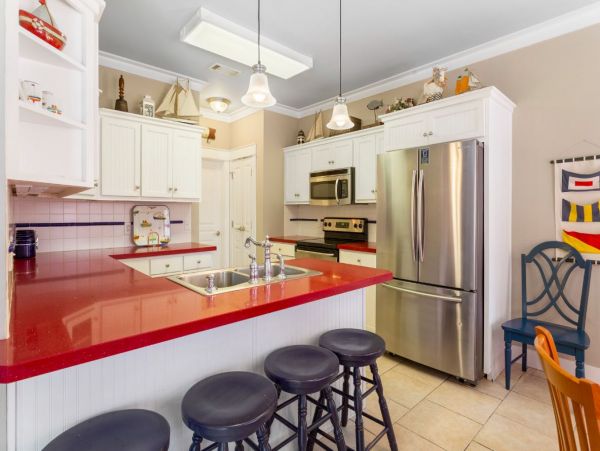 Miramar Rental 6 Bedrooms 110 Yards to Beach - Great Rates