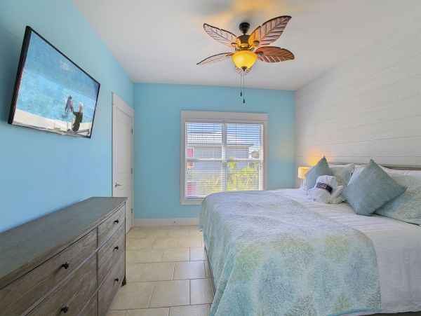 Luxury Miramar Beach Vacation Home  6-Bedroom Rental Private Pool & Tiki Bar