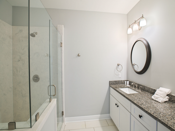 Destin Pool Home Two Living Rooms & Two Kitchens Sleeps 16