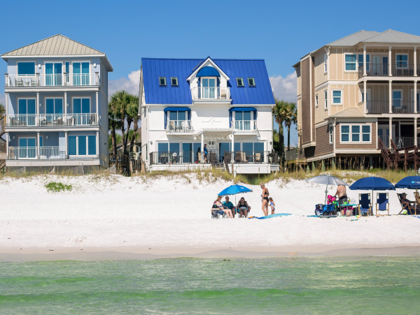 Posh Beach Front Luxury Rental with Sleep 20 What a Rental