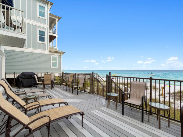 Posh Beach Front Luxury Rental with Sleep 20 What a Rental