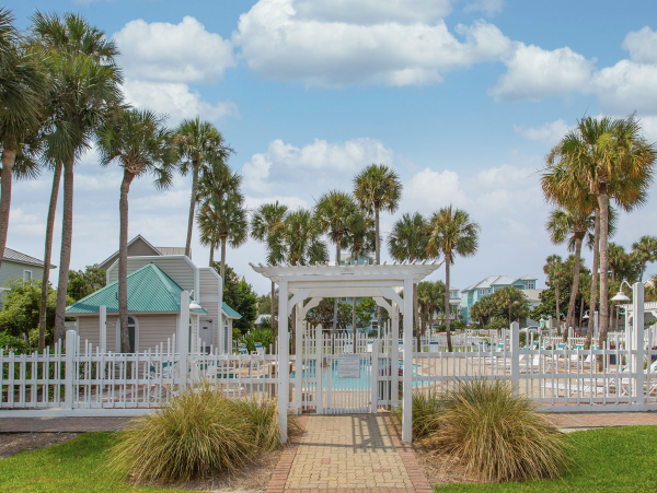 Destin Four Bedroom Vacation Home Main Home Plus Guest Home