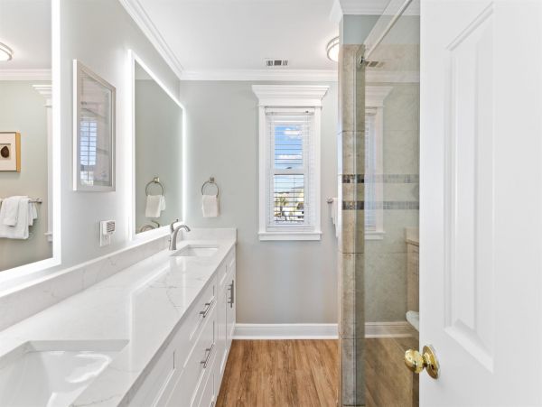 Gulf-front Miramar Beach Luxury Vacation Rental Four Bedrooms