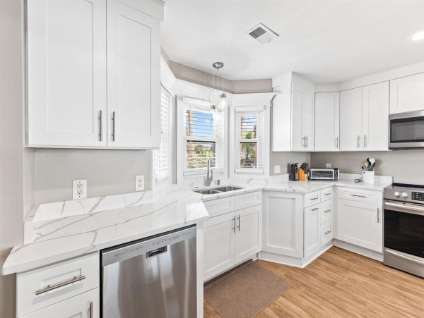 Gulf-front Miramar Beach Luxury Vacation Rental Four Bedrooms