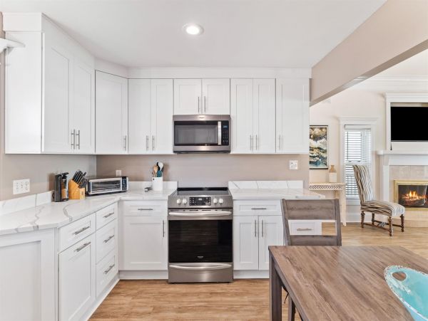 Gulf-front Miramar Beach Luxury Vacation Rental Four Bedrooms