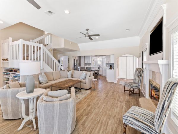 Gulf-front Miramar Beach Luxury Vacation Rental Four Bedrooms