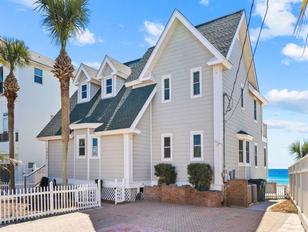 Gulf-front Miramar Beach Luxury Vacation Rental Four Bedrooms