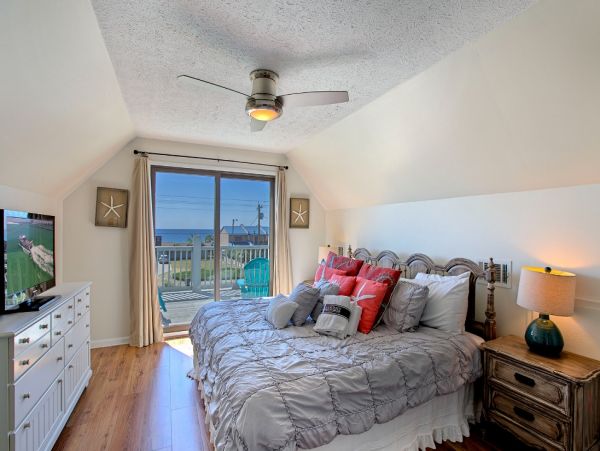 Scenic 30 A Vacation Home with Pool and Steps to the Beach