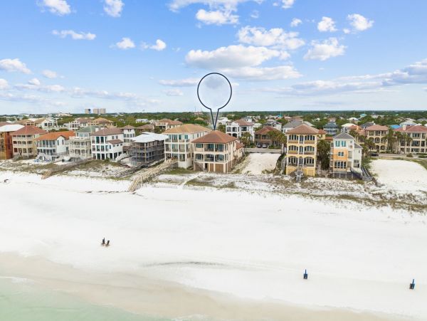 Destin Beachfront Luxury Vacation Home - Sleeps 12 Guests