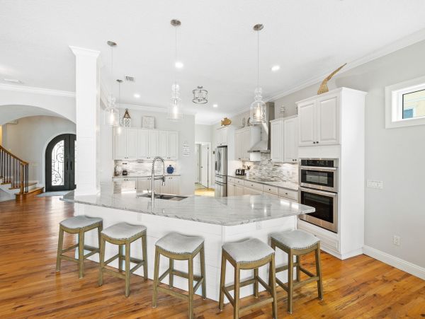 Destin Beachfront Luxury Vacation Home - Sleeps 12 Guests