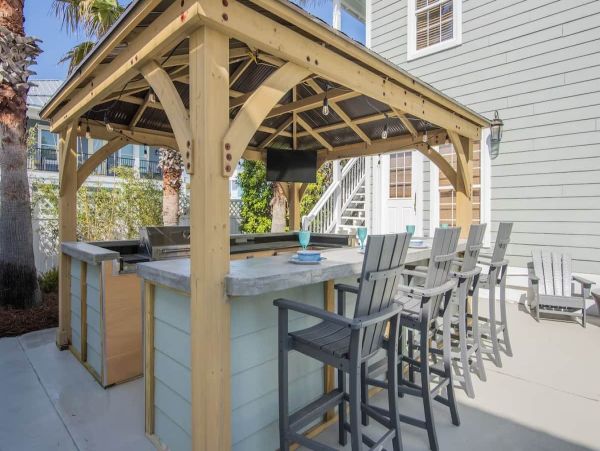 Luxurious Beach Vacation Home in Crystal Beach - Perfect for Families