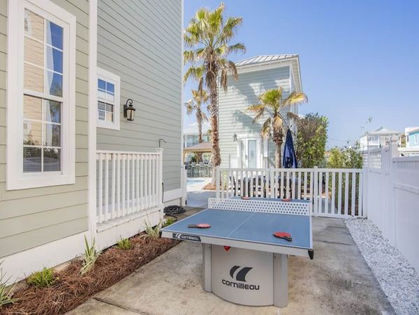 Luxurious Beach Vacation Home in Crystal Beach - Perfect for Families