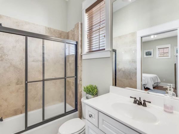 Luxurious Beach Vacation Home in Crystal Beach - Perfect for Families