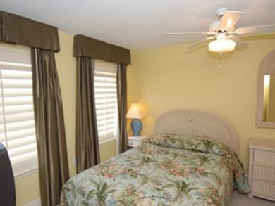 Bedroom 2 with double bed