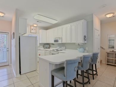 Upscale Miramar Beach 2 Bedroom Vacation Rental Beach 2 Min!
