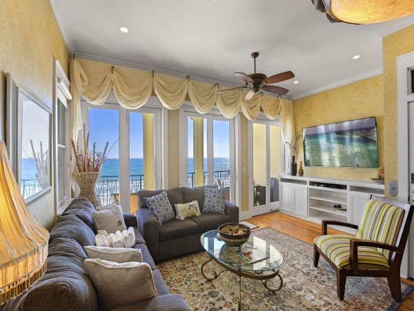 Five Bedroom Luxury House Rental on Destin Beach Gulf Views