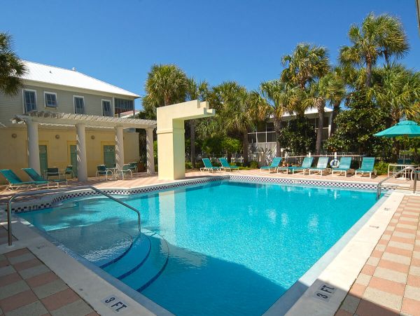 Five Bedroom Luxury House Rental on Destin Beach Gulf Views