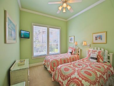 Luxury Pool Vacation Home Five Bedrooms in Santa Rosa Beach
