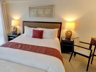 Sample bedroom with king bed