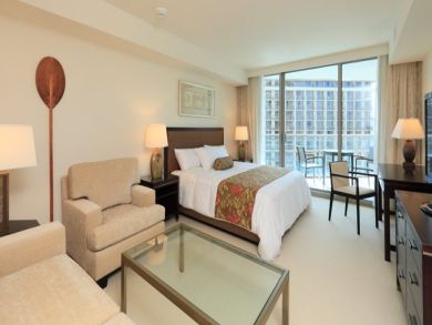 Sample living & sleeping area with king bed 