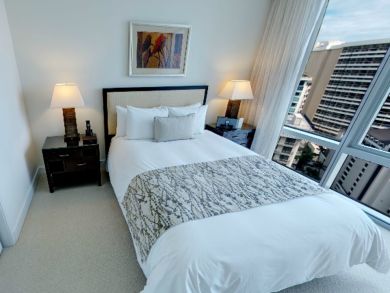 Third bedroom with queen bed