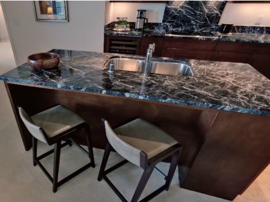 Breakfast bar
