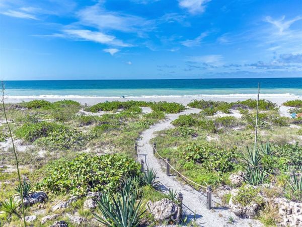 Gulf Front Captiva Vacation Rental Cottage - Private Hot Tub & Gulf Views