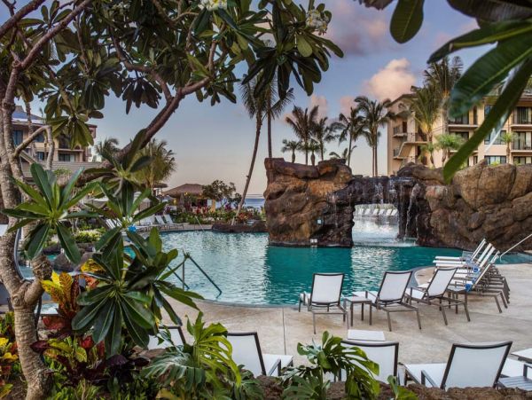 Deluxe Studio Sleeps 4 Guests in Poipu
