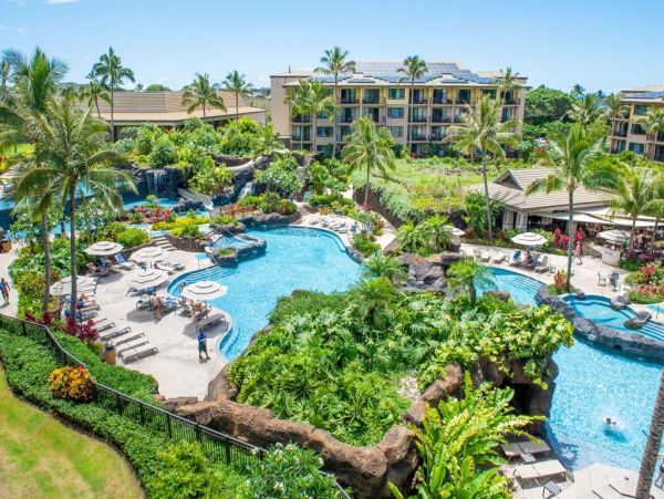 Deluxe Studio Sleeps 4 Guests in Poipu