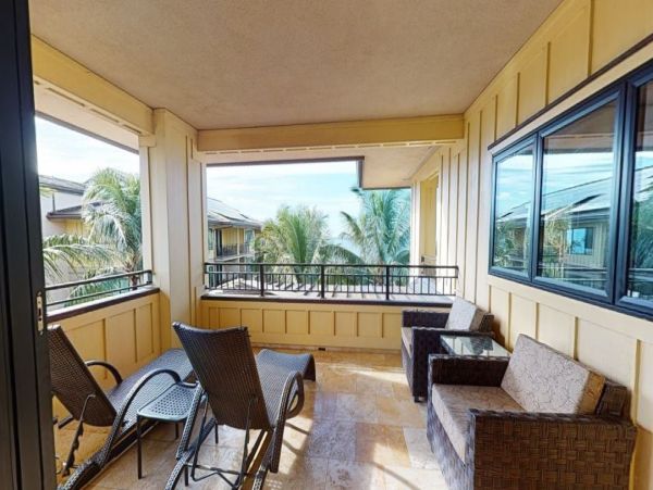 Short Walk to Beach Koloa Vacation Condo Four Bedroom