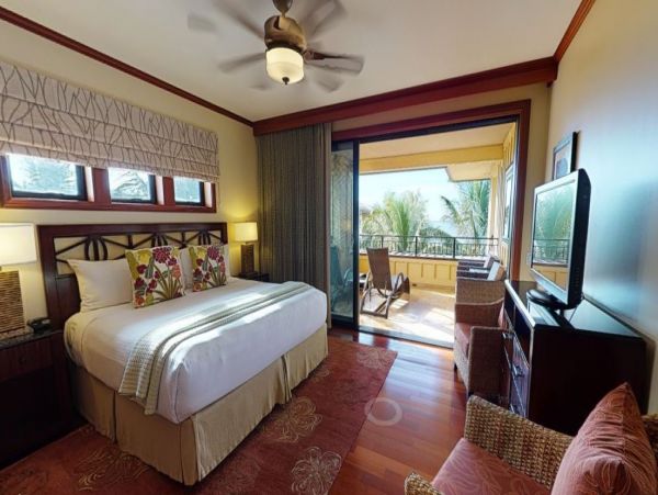 Short Walk to Beach Koloa Vacation Condo Four Bedroom