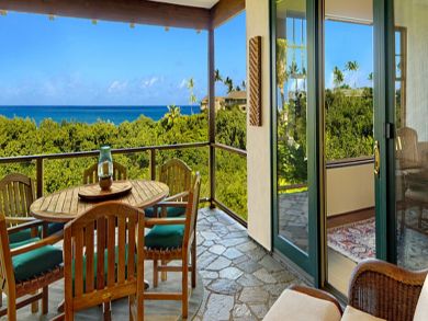 Furnished porch