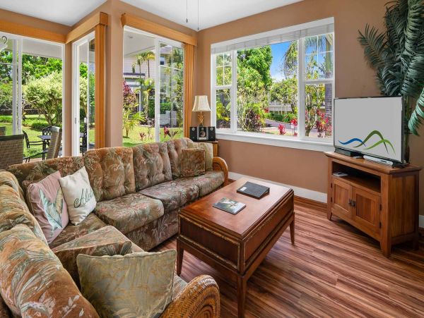 Luxury Retreat in Princeville with Exclusive Resort Amenities