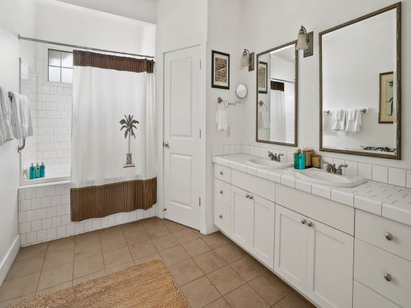 Luxury Retreat in Princeville with Exclusive Resort Amenities