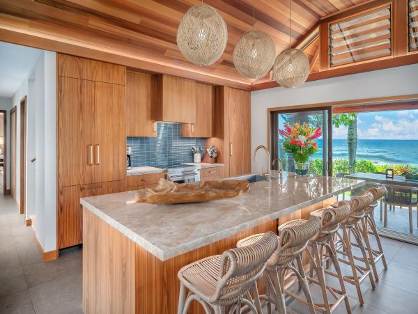 Oceanfront Escape with Private Pool & Direct Beach Main & Guest House