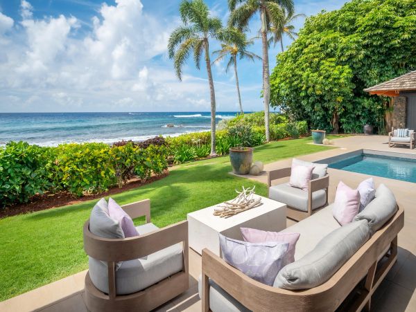 Oceanfront Escape with Private Pool & Direct Beach Main & Guest House