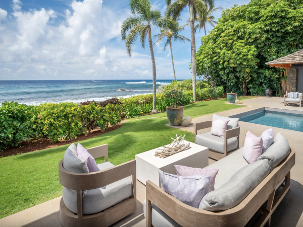 Oceanfront Escape with Private Pool & Direct Beach Main & Guest House
