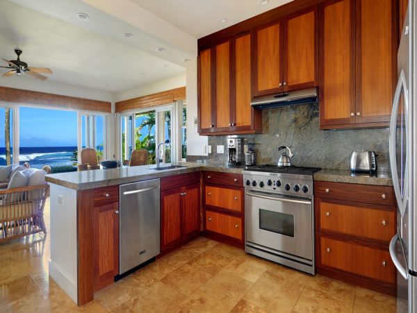 Oceanfront Kauai Vacation Rental 6 Guests