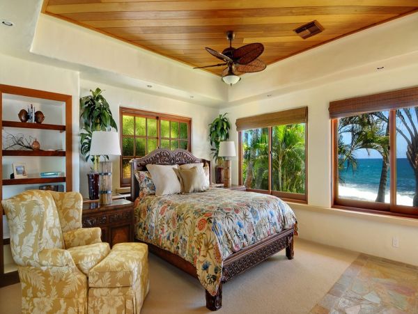 Kauai Luxury Four Bedroom Oceanfront Vacation Rental Home