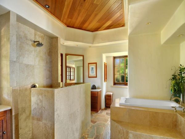 Kauai Luxury Four Bedroom Oceanfront Vacation Rental Home