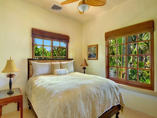 Kauai Luxury Four Bedroom Oceanfront Vacation Rental Home