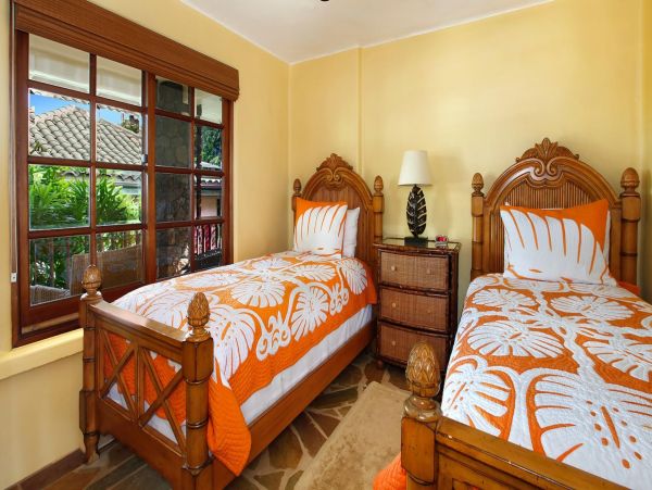 Kauai Luxury Four Bedroom Oceanfront Vacation Rental Home