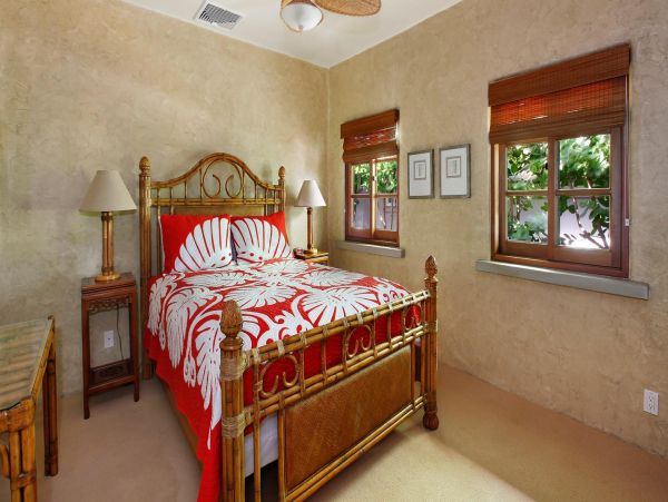 Kauai Luxury Four Bedroom Oceanfront Vacation Rental Home