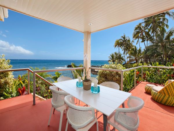 Poipu Three Bedroom Extraordinary Beachfront Home