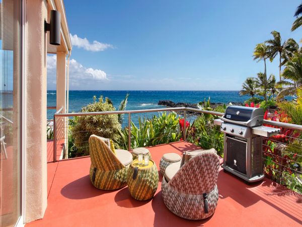 Poipu Three Bedroom Extraordinary Beachfront Home