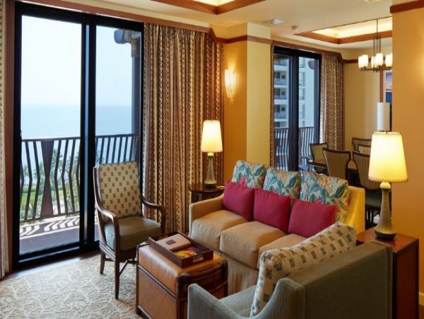 Stunning Vacation Home Away From Home in Oahu 3 Bedrooms