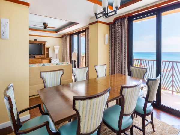 Stunning Vacation Home Away From Home in Oahu 3 Bedrooms